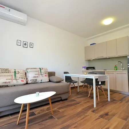 Apartman Stella *
