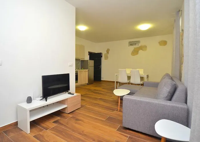 Stella Apartment